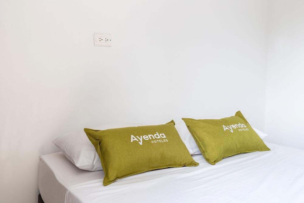 Hotel Riviera Plaza Букараманга Экстерьер фото