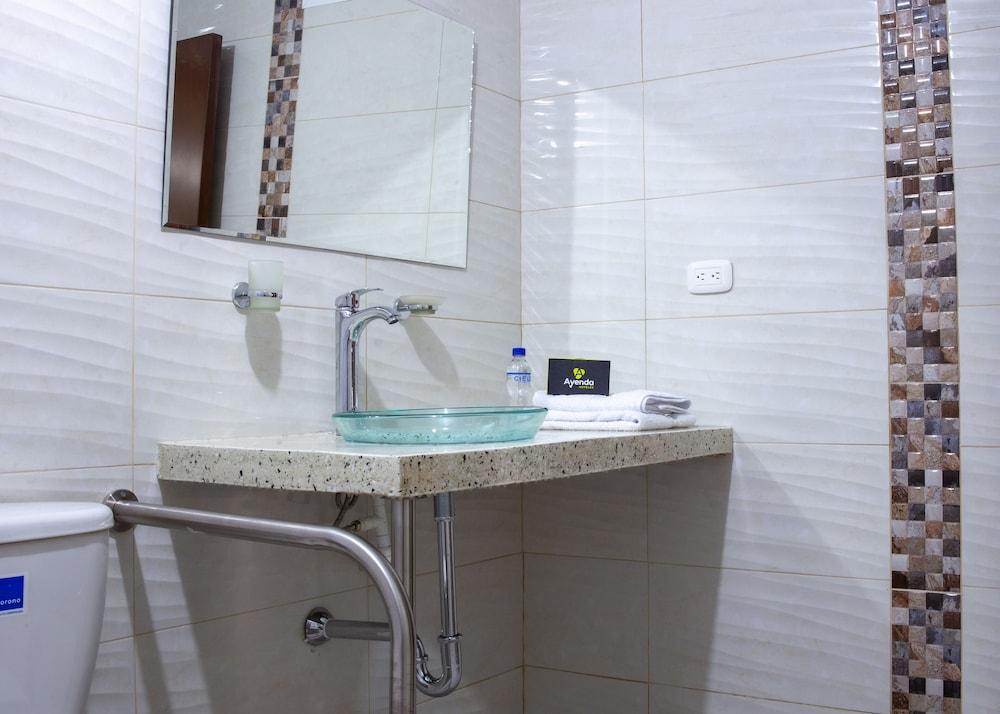 Hotel Riviera Plaza Букараманга Экстерьер фото